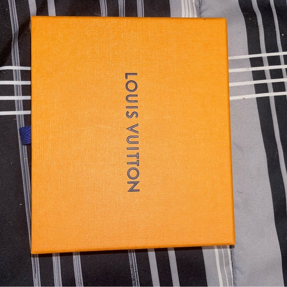 Louis Vuitton slender wallet. Used 3x 100% authentic great condition. - Picture 2 of 8